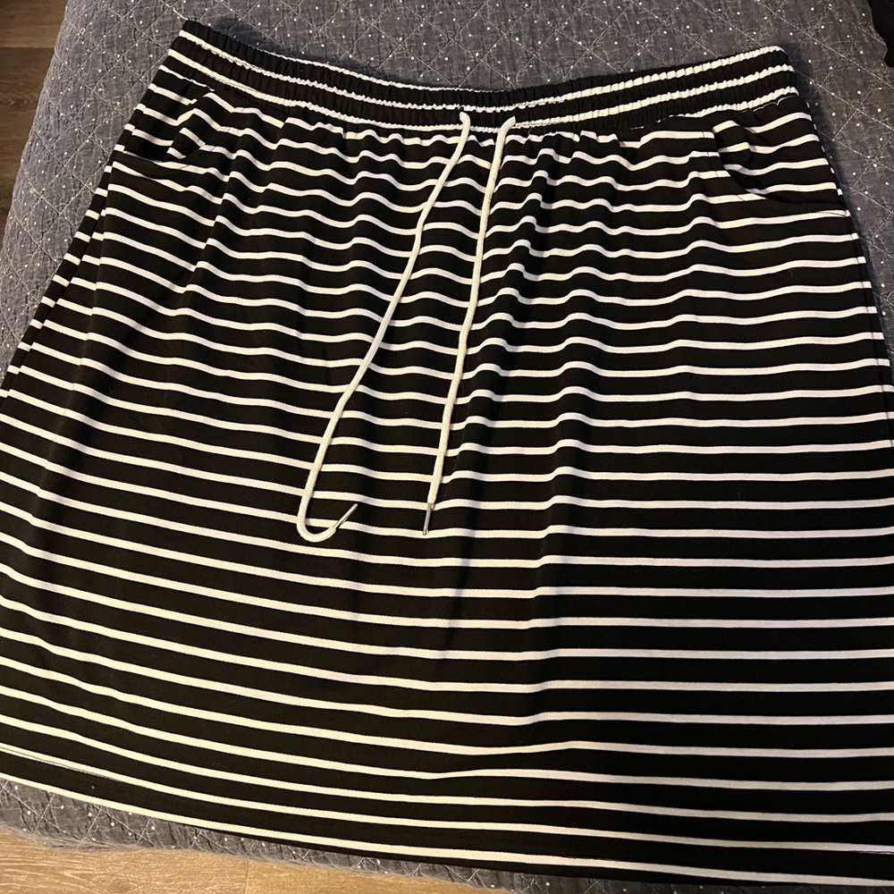 SHEIN skirt
